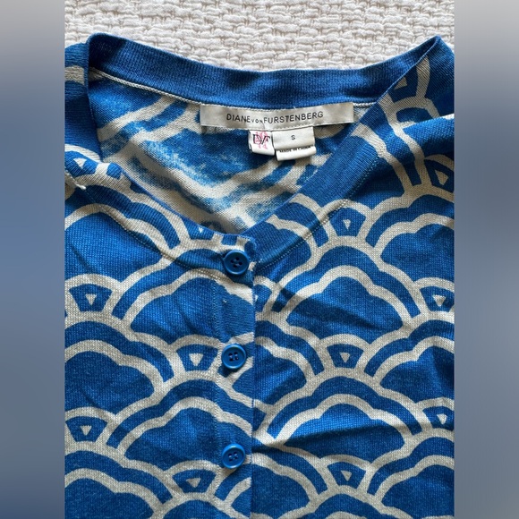 DVF Diane Von Furstenberg ICONIC “IBIZA” graphic cardigan - Picture 2 of 5